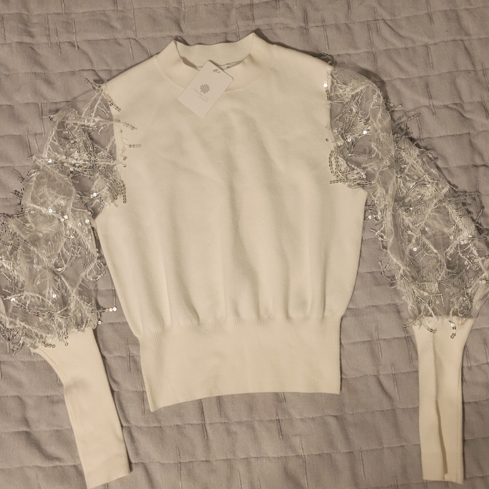 Elegant White Sweater with Lace Sleeves
